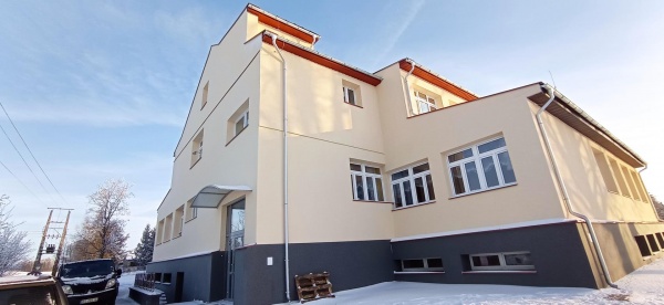29.12.2021 r. dokonano odbioru wykonanej termomodernizacji budynku Szkoły Podstawowej w Pawłówce